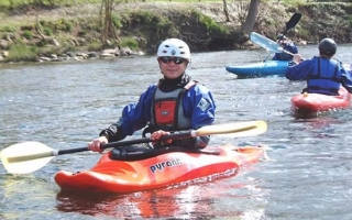  Kayak 